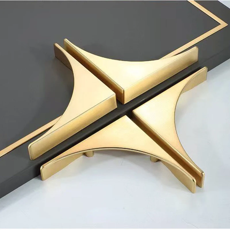 

Creative Triangle Kitchen Cabinet Handles Chrome Wardrobe Door Handles Gold Dresser Drawer Knobs Zinc Alloy Furniture Handles