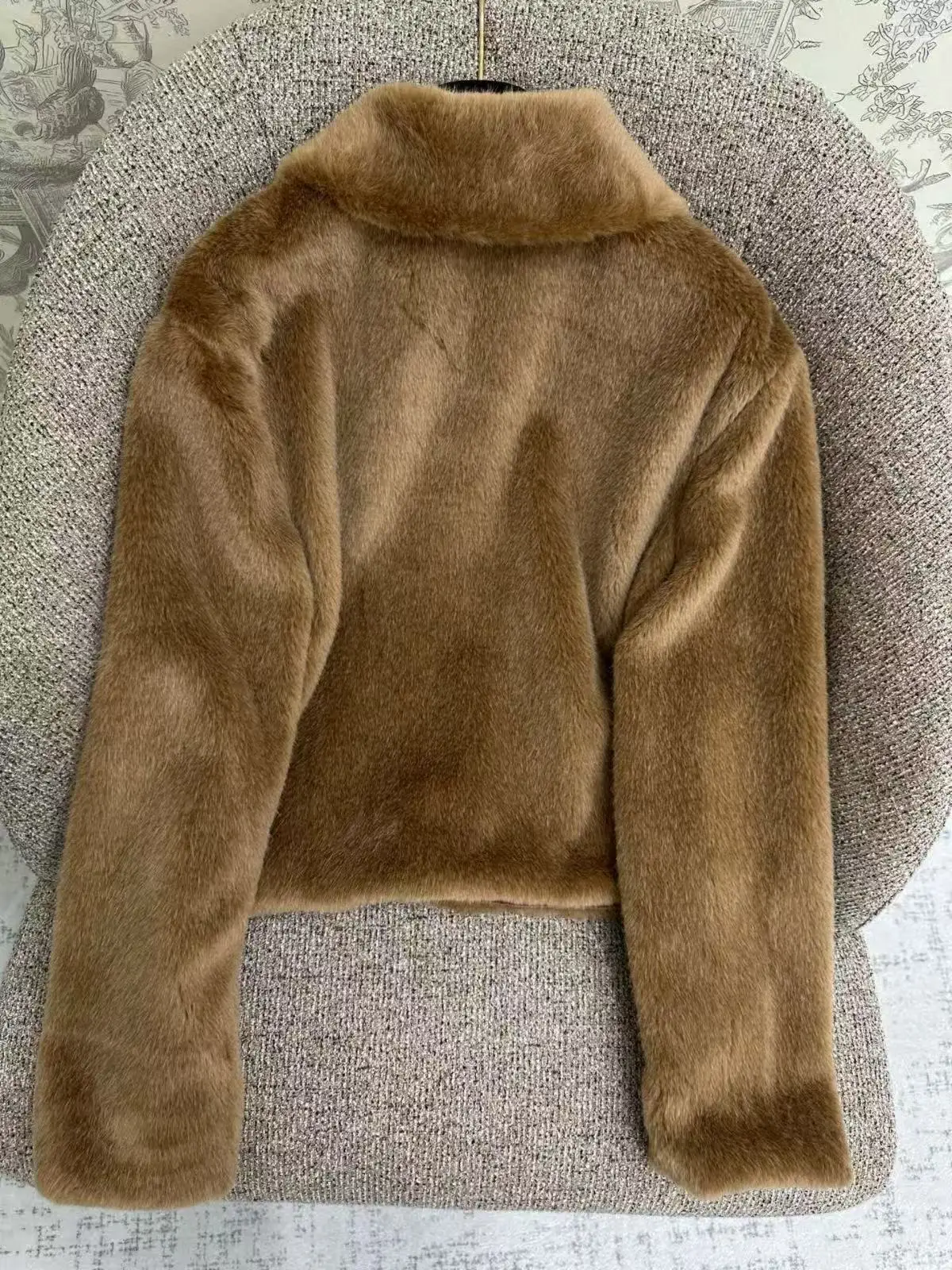 2026 New Winter Retro Brown Faux Fur Short Women Jacket, Fashion Metal Buttons Warm Ladies Coat 21B