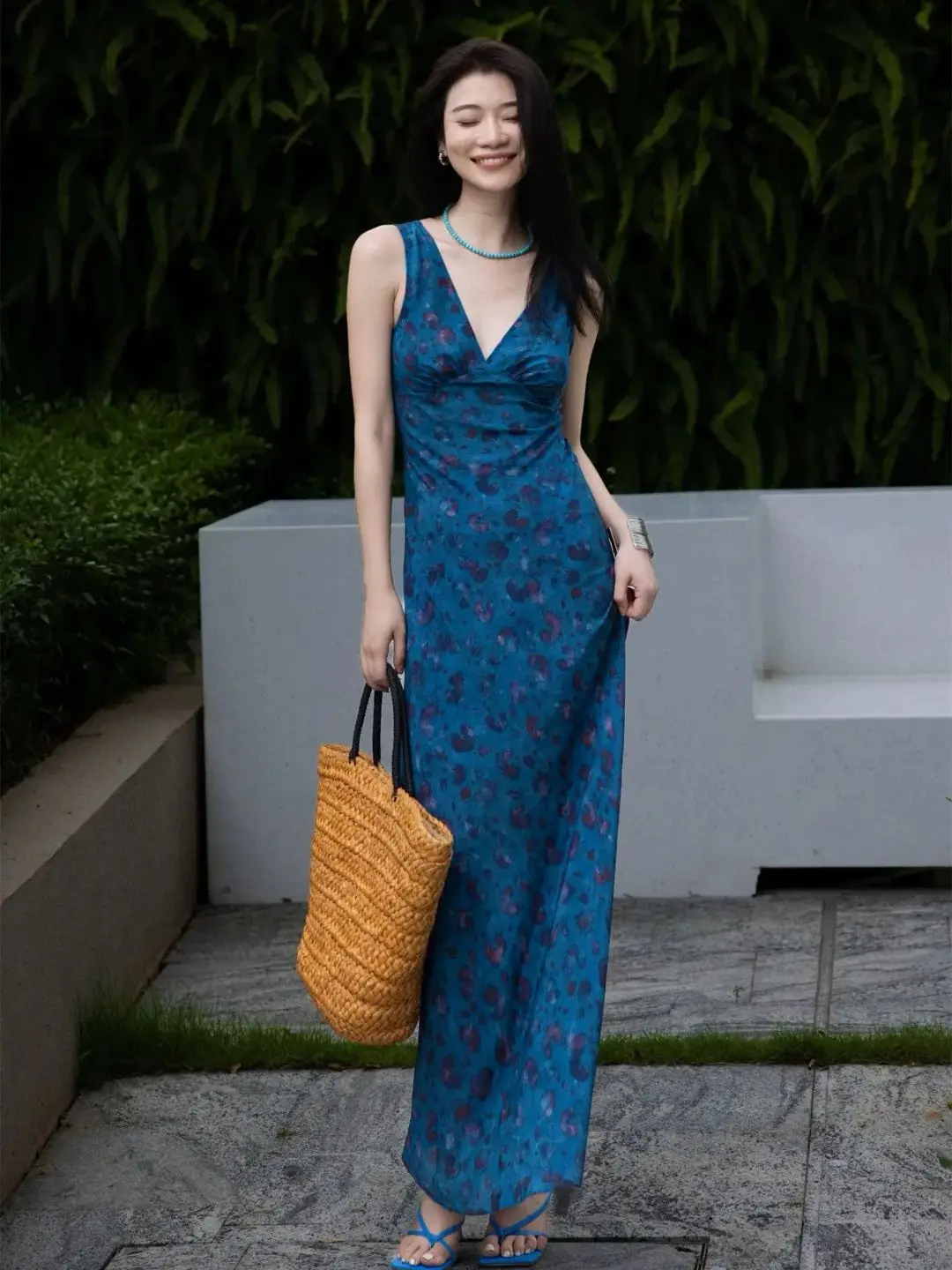 فستان حريري أصلي أنيق كاجوال بدون أكمام