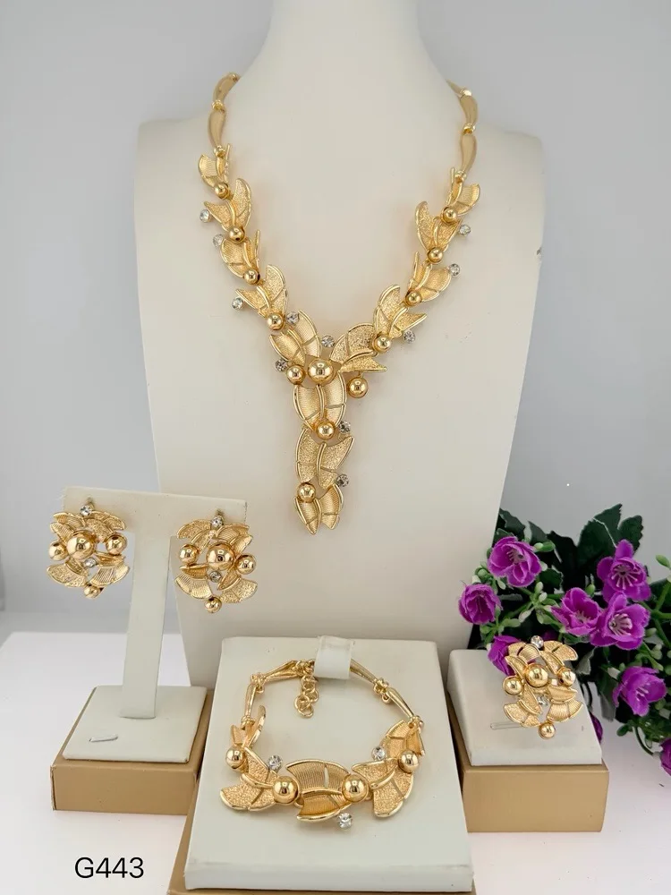 Beautiful Three Tone Plant Shape Italian Jewelry Popular Trendy Collar Brazalete Aretes Anillo 4PC Jewels Set for Wedding Party