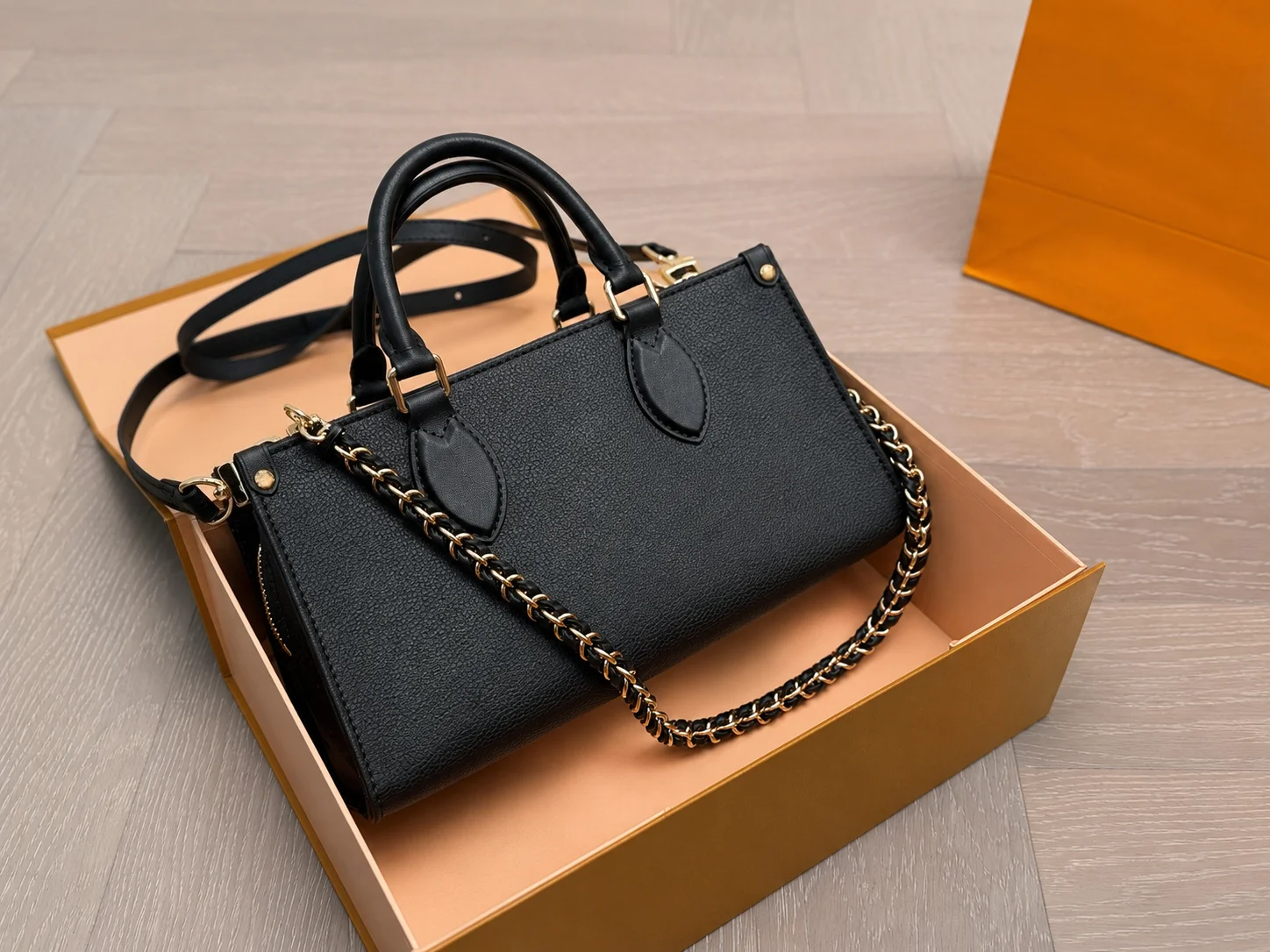 

2026 New Embossed Leather Handbag For Women 26x14cm Classic Daily Tote Bag With Chain Crossbody Shoulder Purse