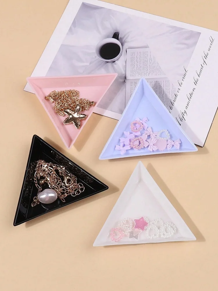 1/10 Stück Dreieckiges Acryl-Aufbewahrungstablett für Nagelkunst-Werkzeuge, Schmuck, Kosmetik-Organizer, Dekorative Schale für den Schreibtisch