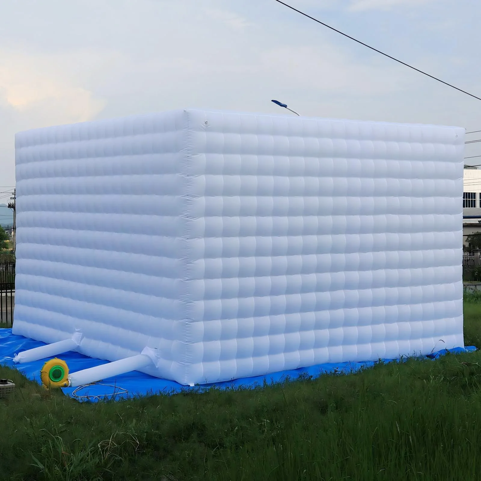 Oxford 20/26ft Inflatable Night Club/ขนาดใหญ่Inflatable Partyเต็นท์-Disco Cubeแบบพกพาเต็นท์เครื่องเป่าลมสําหรับBackyardงานปาร์ตี้