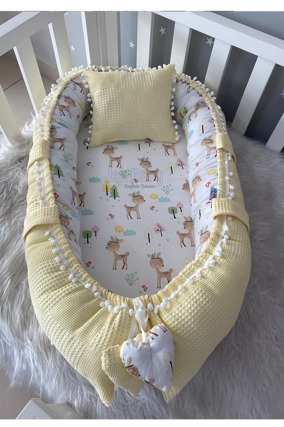 

Handmade Yellow Waffle Pique Fabric Ceylan Design with Pompom Babynest