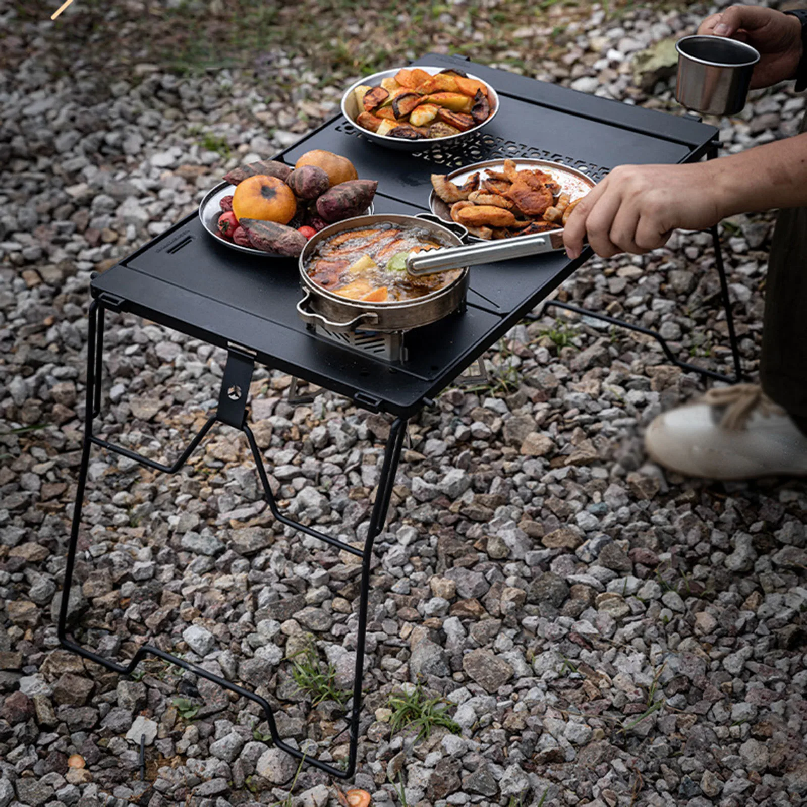 IGT طاولة تخييم خفيفة الوزن جسر الجدول المحمولة في الهواء الطلق للطي التخييم أداة متعددة الوظائف الموقد شواء الجدول