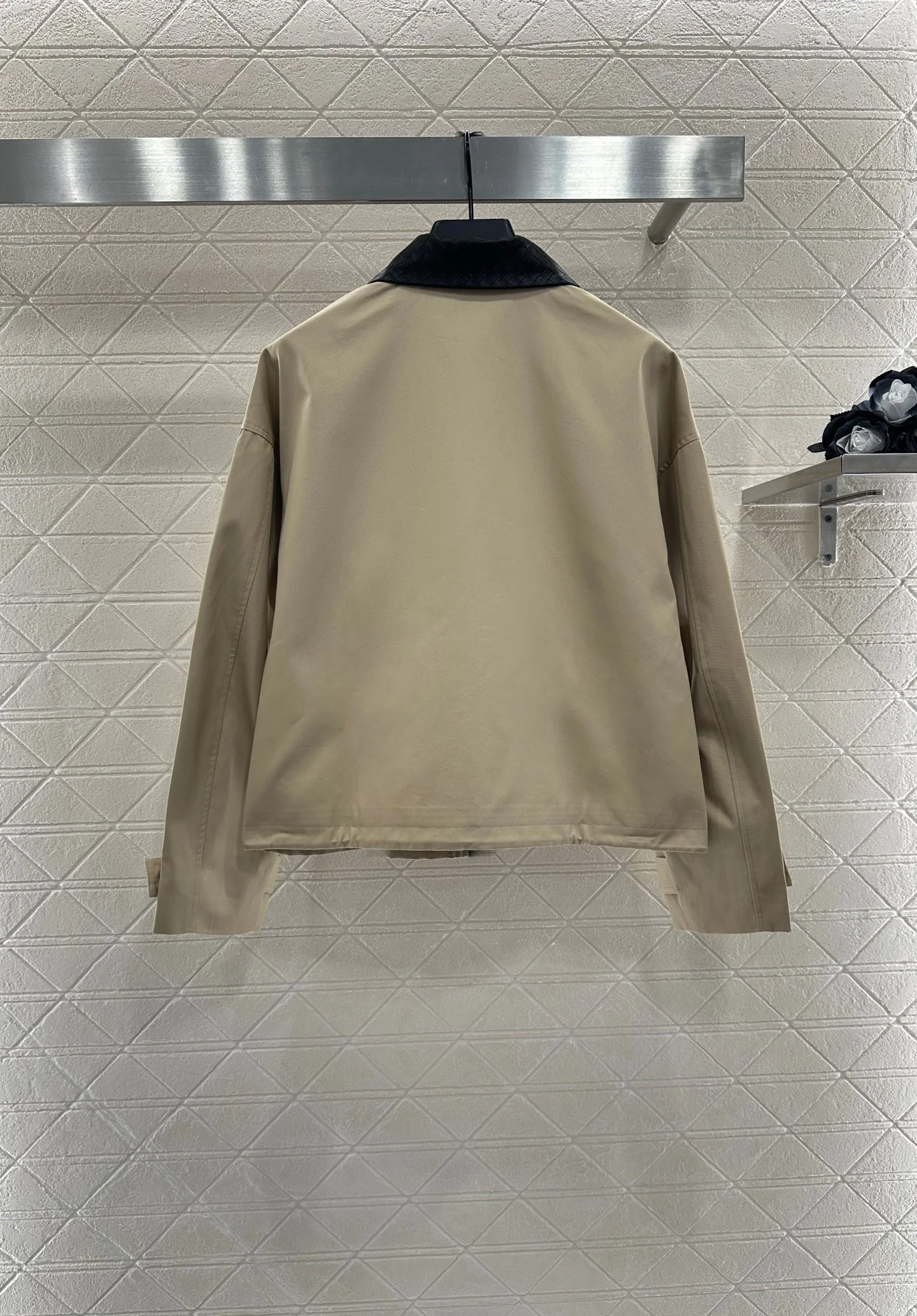 

2025 Early Autumn Casual Women's Coat Women's Braided Collar Jacket Loose Button Cardigan Drop Shoulder Lapel Loose Design