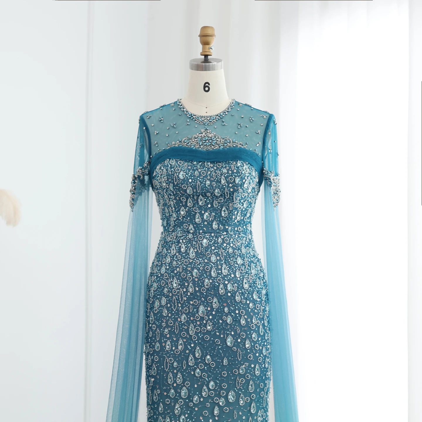 Sharon กล่าวว่า Luxury Turquoise คริสตัล Mermaid ดูไบชุดราตรี Cape สําหรับคํางานแต่งงาน Gowns SS666 ที่กําหนดเอง