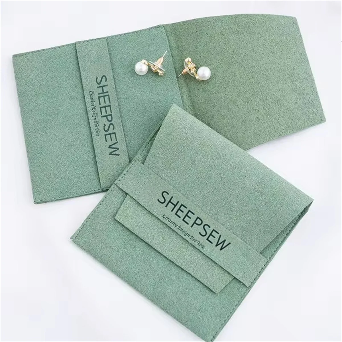 

50pcs Luxury custom logo ultra fine fiber suede green envelope jewelry bag flip cover packaging ring necklace cardboard packagin