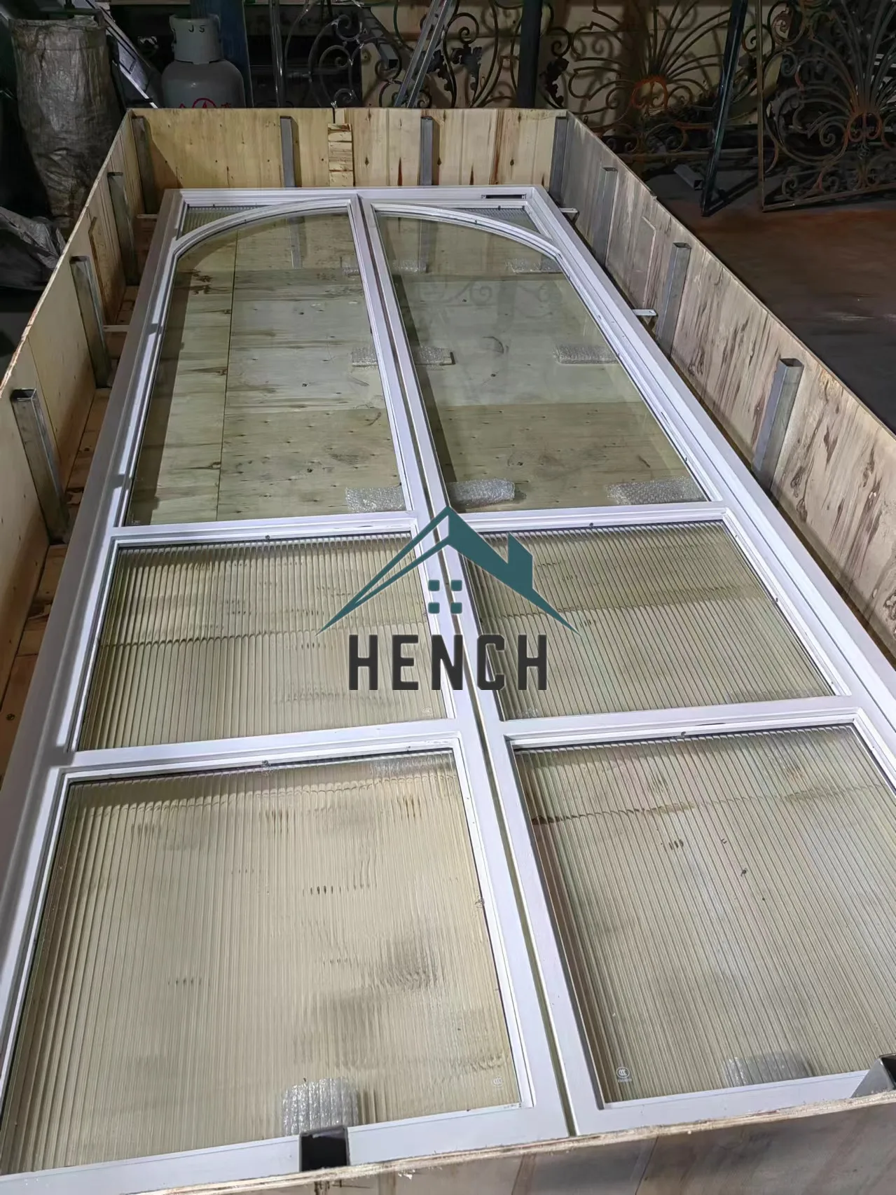 

Hench Low-e Glass French Steel Pivot Doors China For Sale