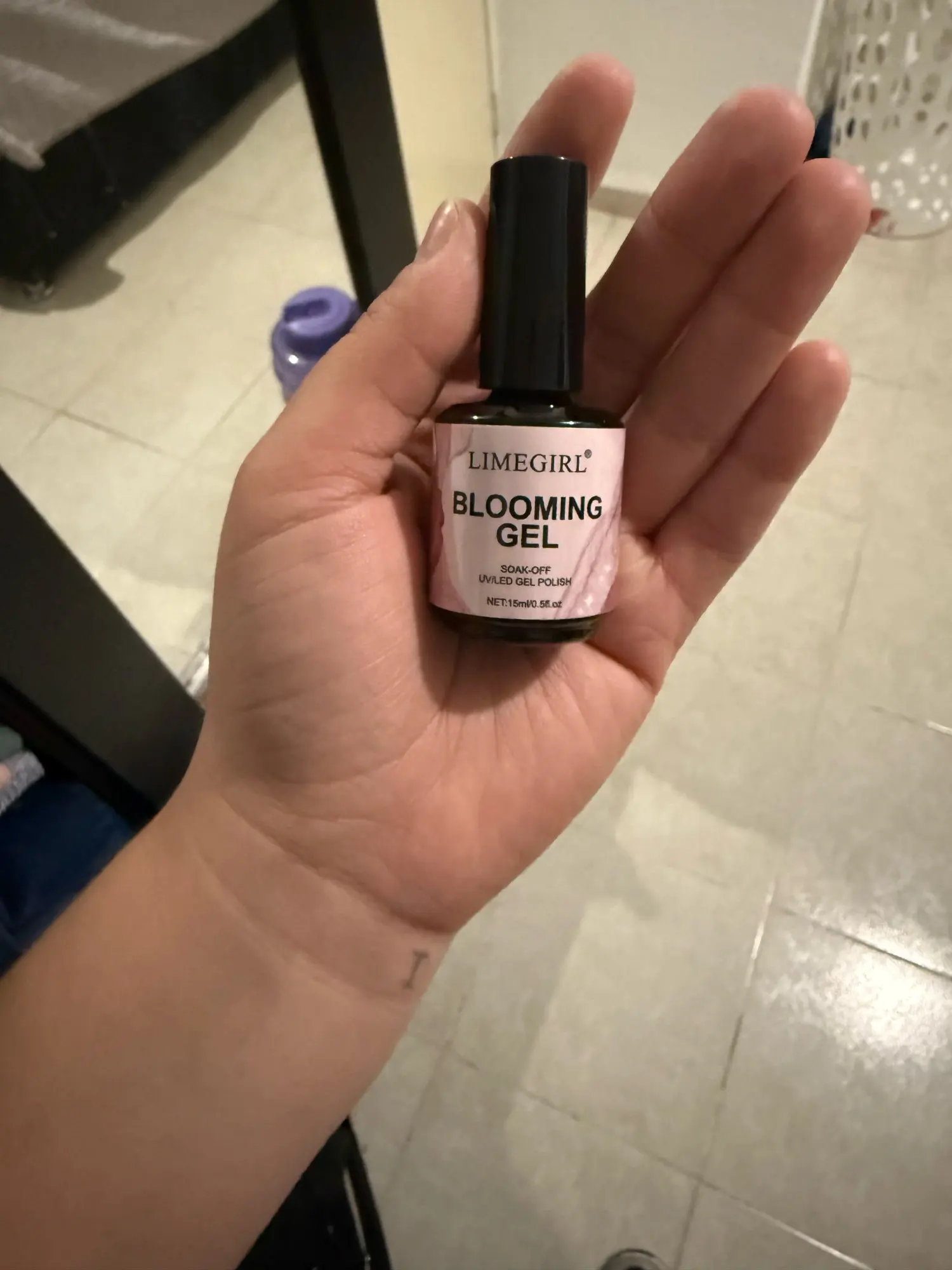 LIMEGIRL 15ML Clear Blooming Gel Polish UV Soak Spread Marble Nail Polish Gel Paint Applicable Nail Art Design Gel photo review