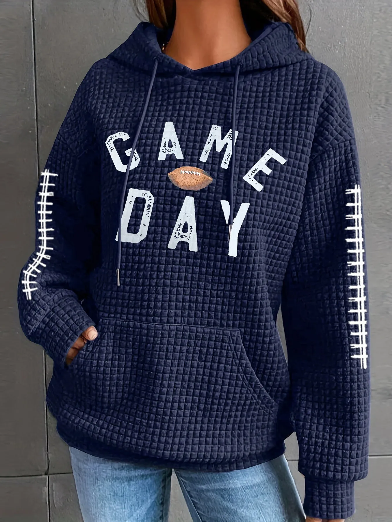 Women's Winter Thick Waffle Knit Solid Color Round Neck Pocket Sweatshirt Hip Length Crinkled Hoodie Women's Hoodies And