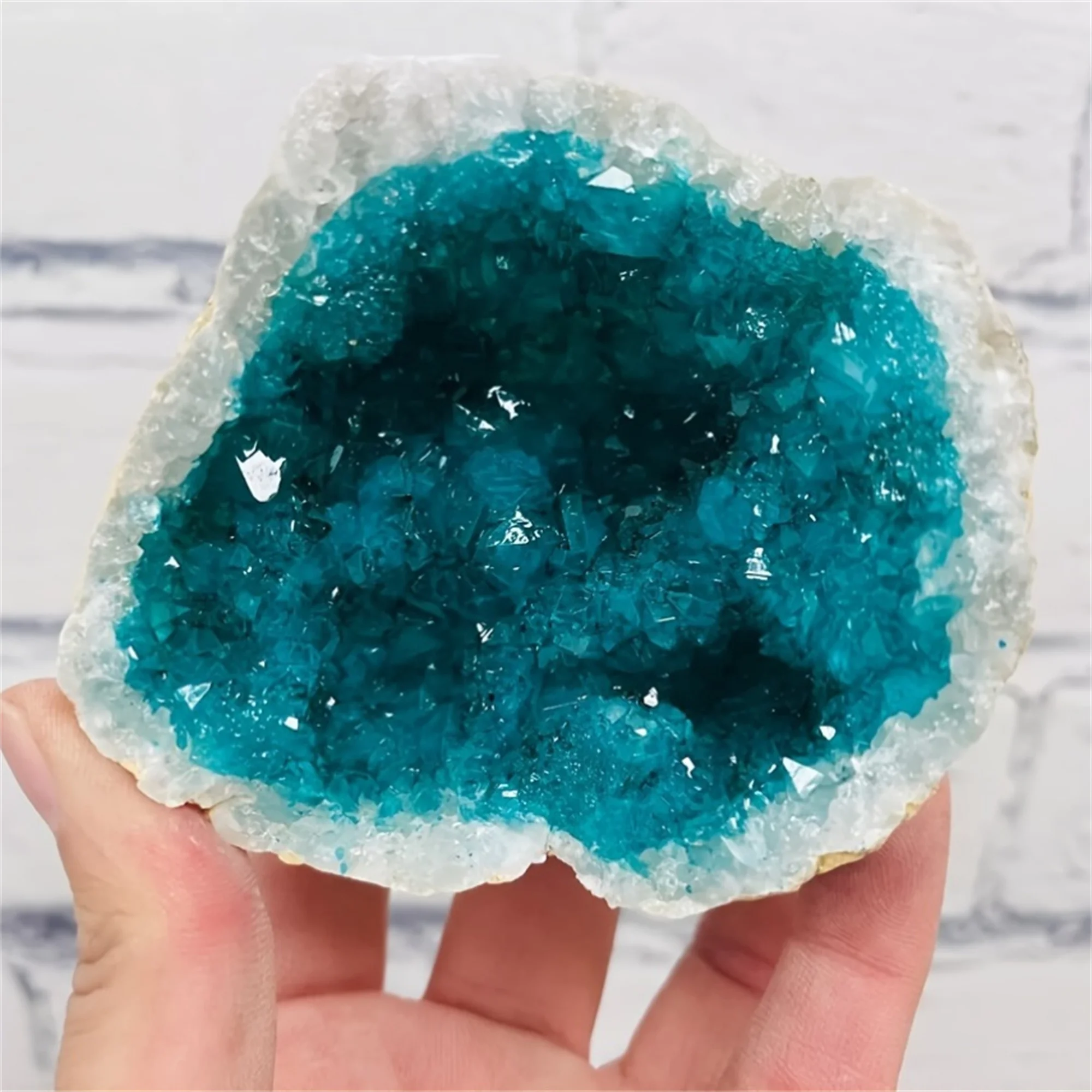 1pc Unique Crystal Geode Specimen, Gemology & Mineralogy Educational Sample, Unique Crystal Gift for Collectors