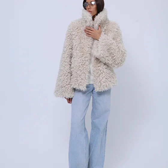 Women High Stand Collar Curly Faux Fur Short Jacket, Oversized Loose Fit Side Pockets Plush Fluffy Winter Warm Casual Outerwear