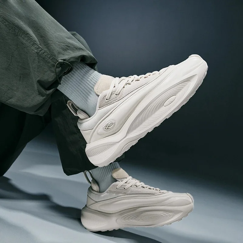 Xtep Starfall Vintage Damskie Zimowe Wytrzymałe Buty Sportowe Modne Retro Wygodne Stabilne Sneakersy 876418320007 — zdjęcie 2