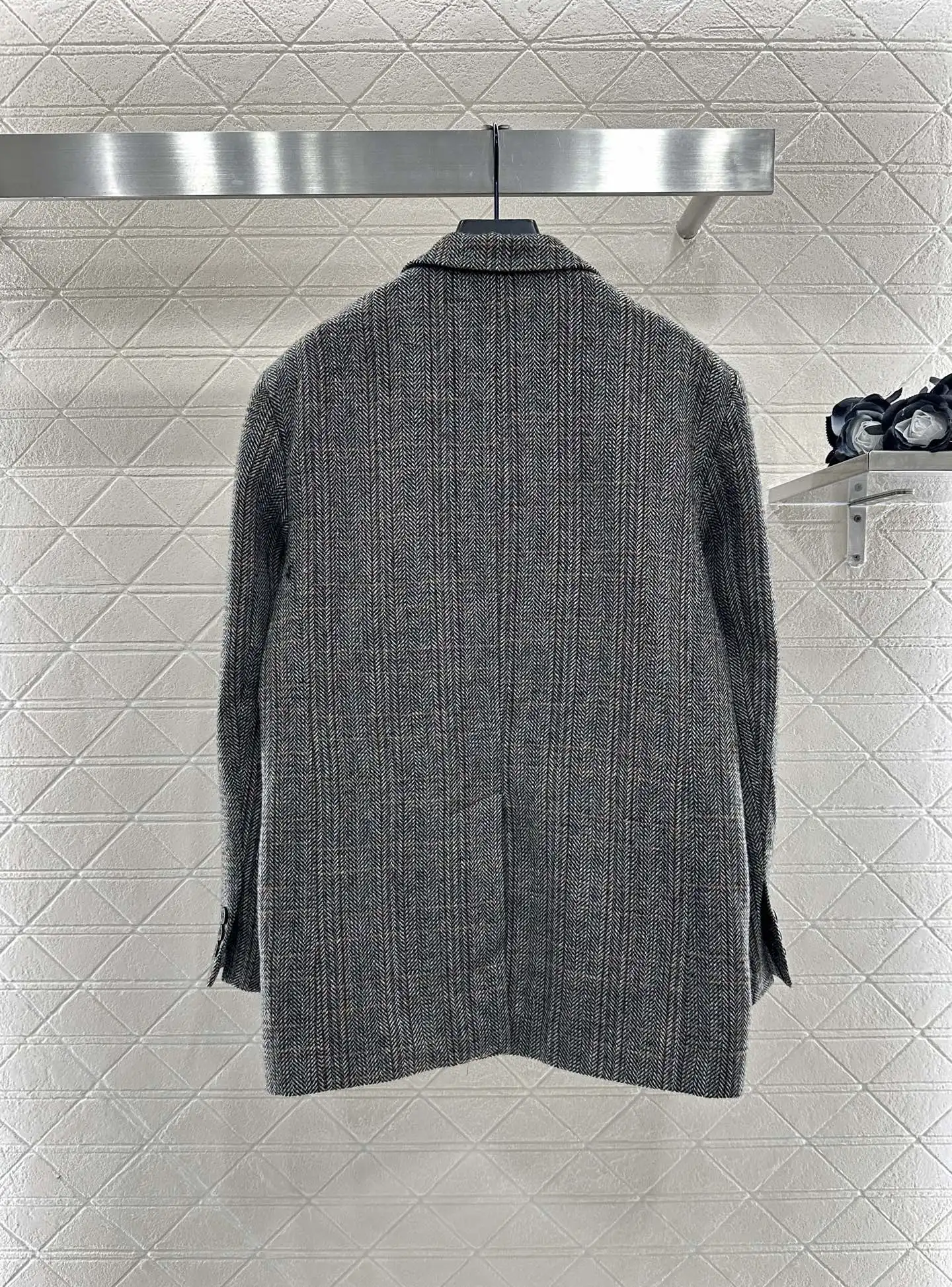 

Gray Herringbone Coat for Women, Timeless Style & Elegant Design - Perfect for Autumn Wardrobe