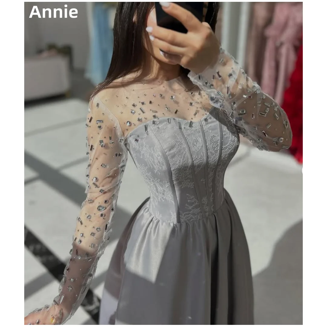 

Annie Fishbone Embroidery Prom Dresses Grey Lace Beading Evening Dresses Tulle Long Sleeve Princess A-line فساتين سهرة
