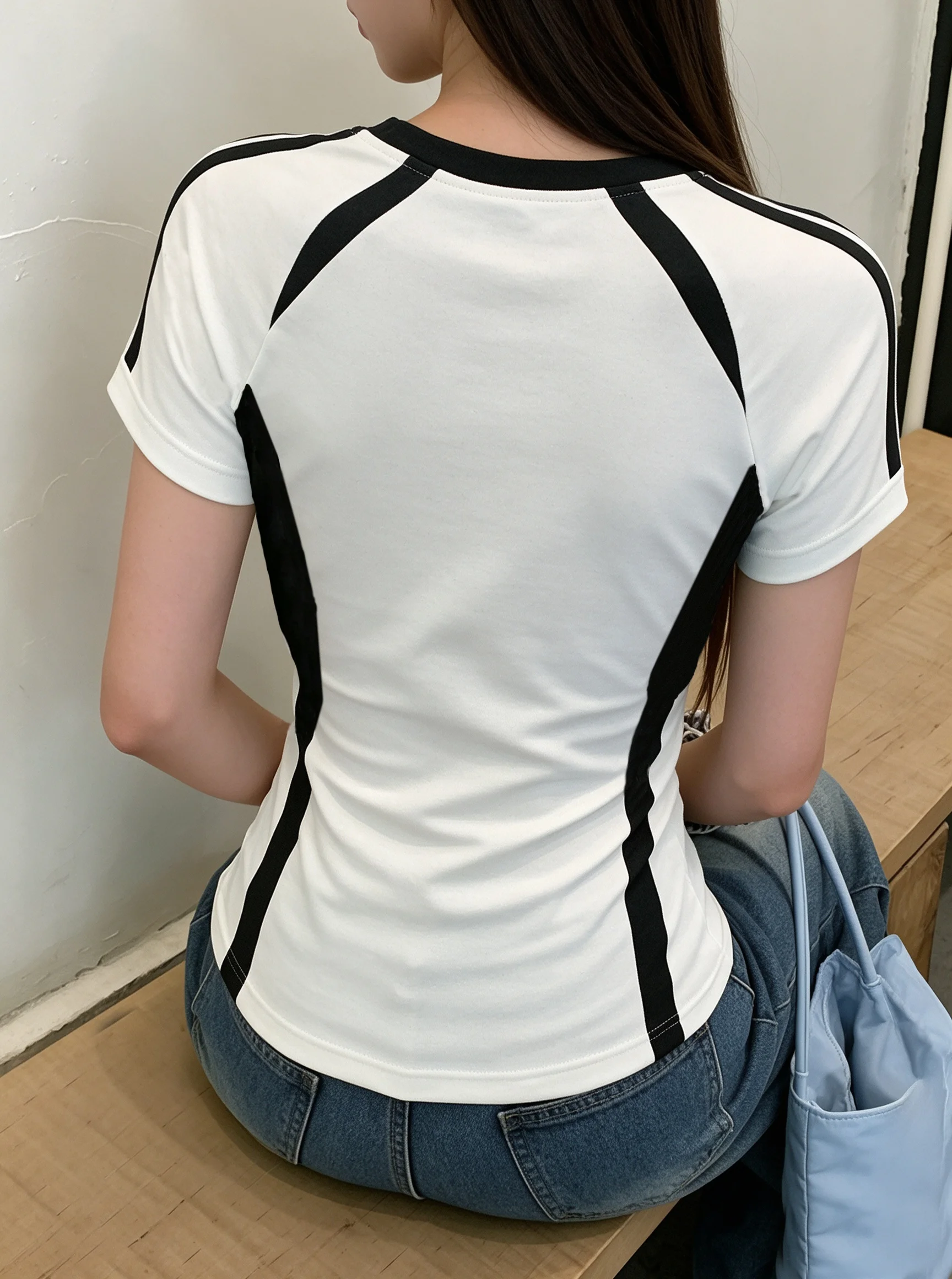 Women Y2K Horse Graphic Slim T Shirt White Black Striped Splicing Short Sleeve Crew Neck Alt Egirl Streetwear Summer Tee Tops