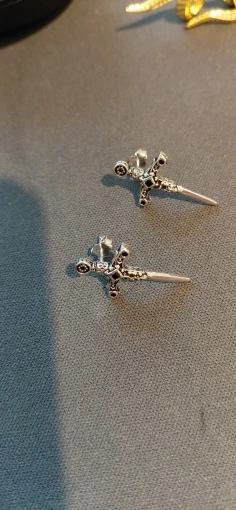 Vintage Swords Europe Style Sterling Silver Ear Studs photo review