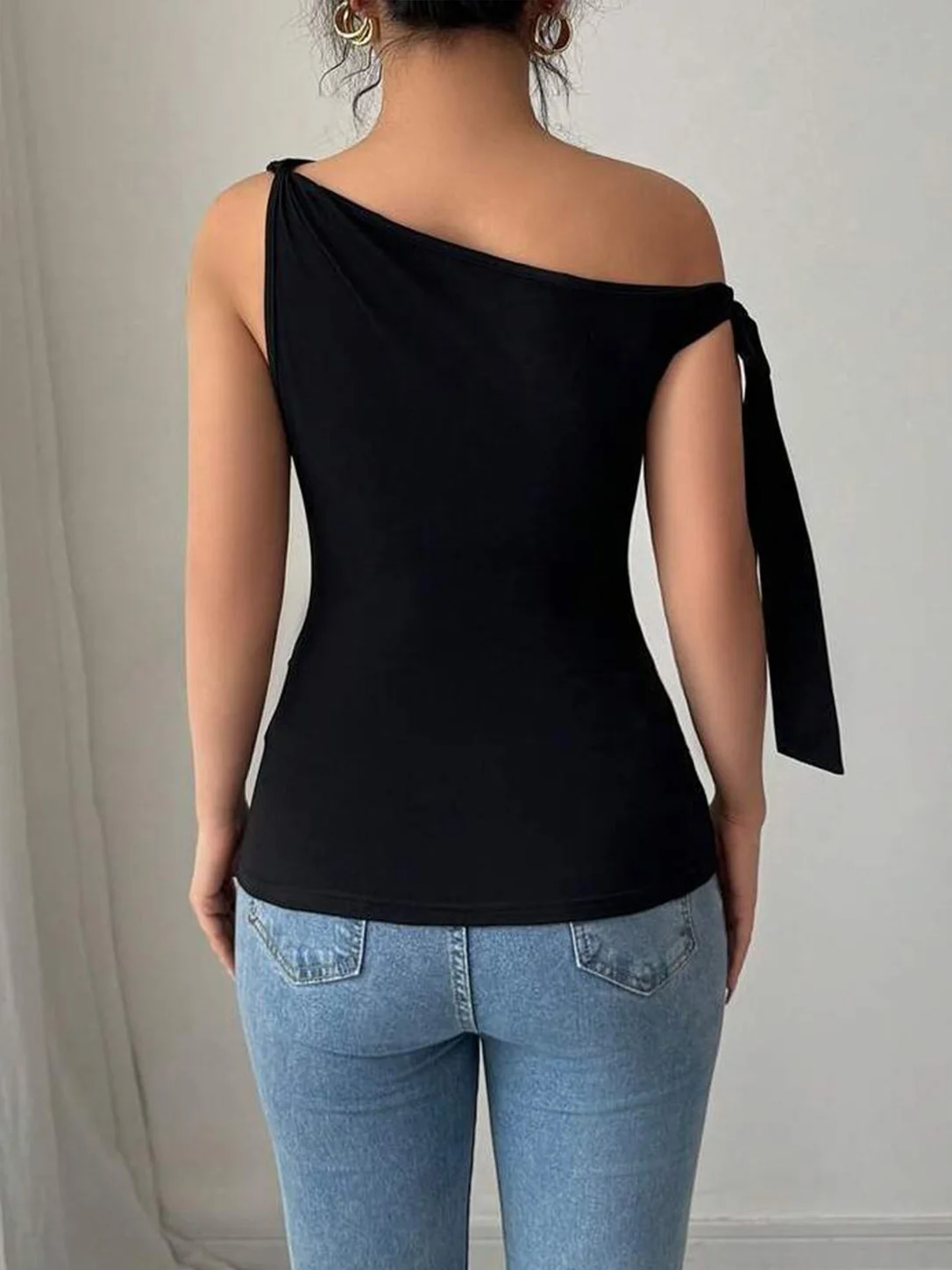Ladies Elegant Solid Color Asymmetric Neck Close-Fitting T-Shirt Summer Style Unique Design Comfortable Top for Women