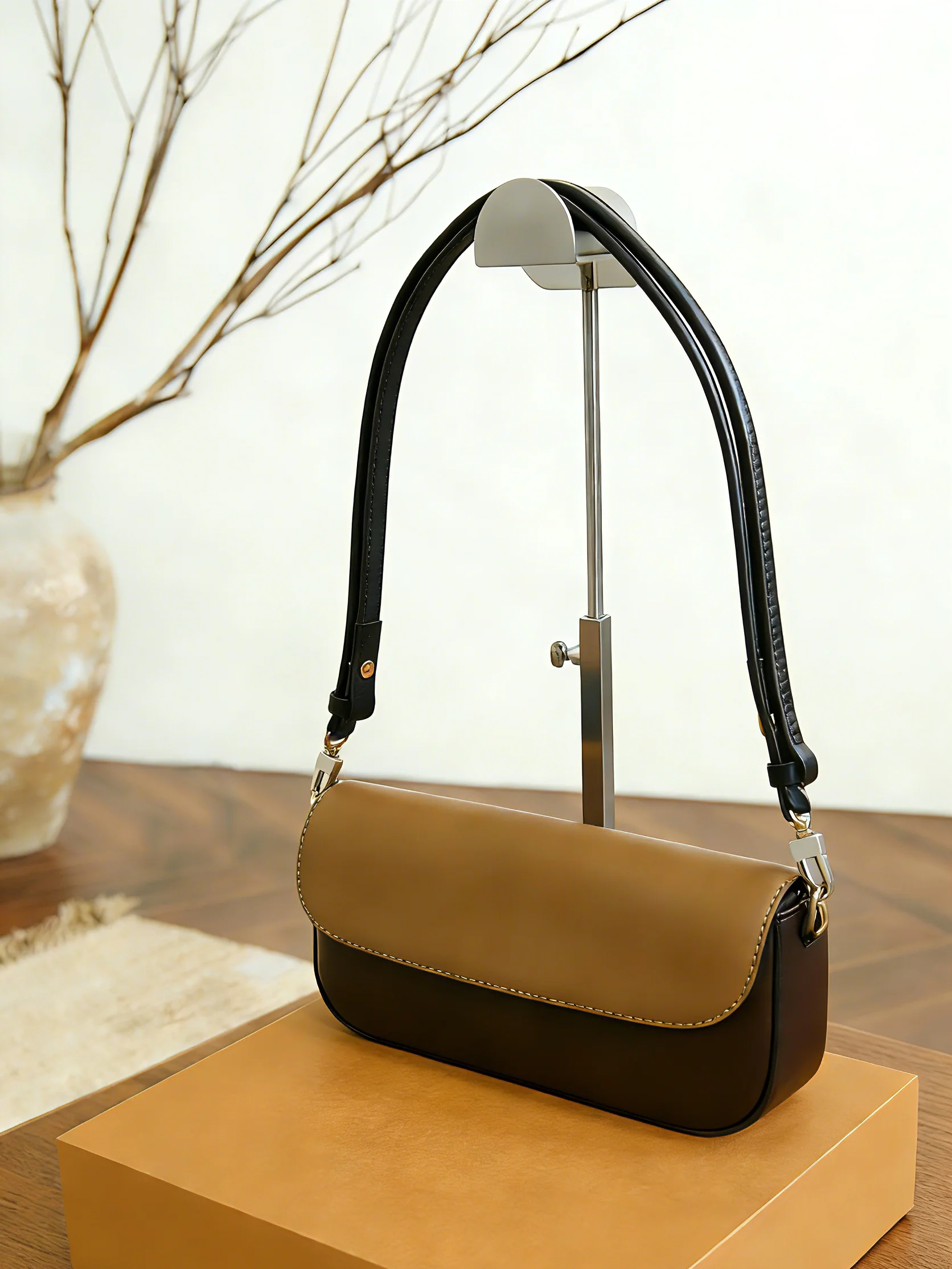 

2026 New Vintage Chain Bag Classic And Versatile Single Shoulder Bag For Outings Fashionable Crossbody Bag For Women 23.5*12cm