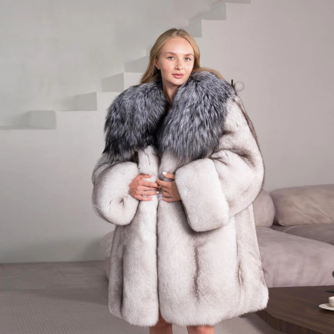 

Winter New Real Fox Fur Coat with Big Silver Fox Lapel Collar Woman Fashion Overcoats Luxury Whole Skin Genuine Fox Fur Coat