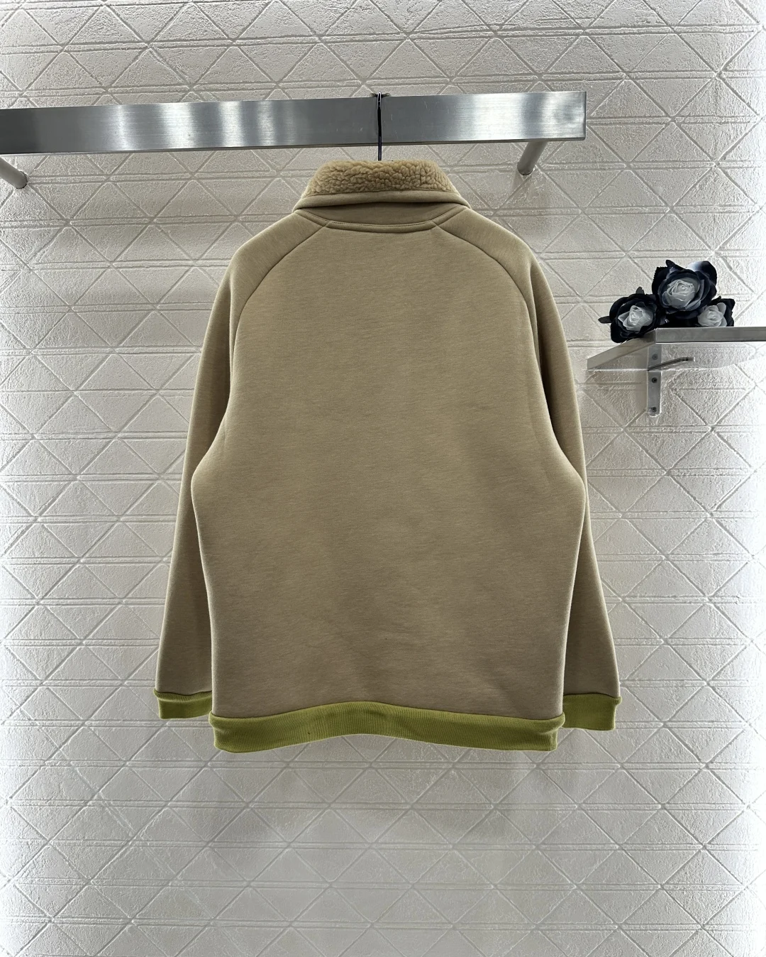 

Зима 2025, новый продукт, плюшевое пальто на молнии из шерстяного материала, откидной воротник, конопляные манжеты, трава, зеленый, с резьбой, 452