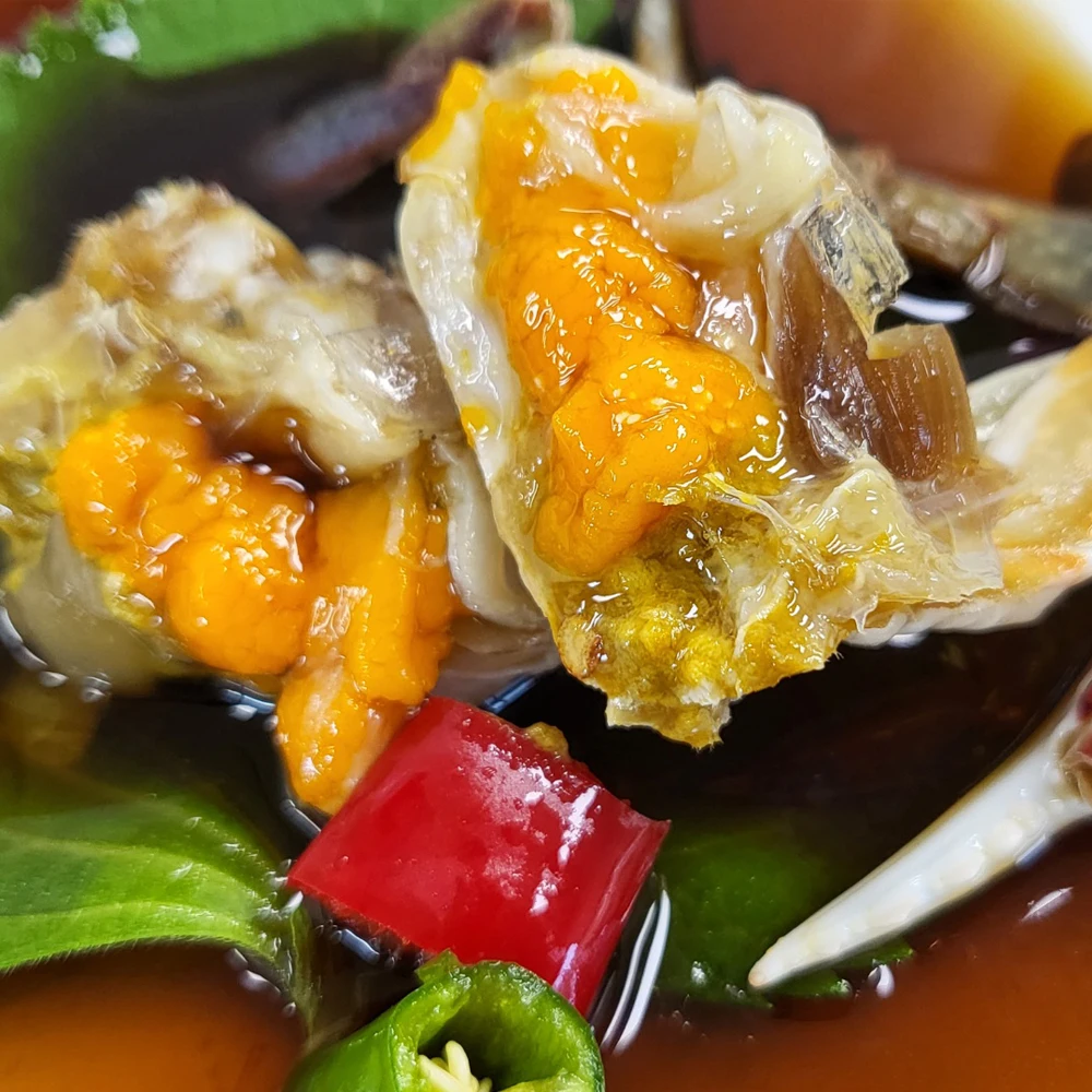 أنثى السلطعون ثلاث نقاط