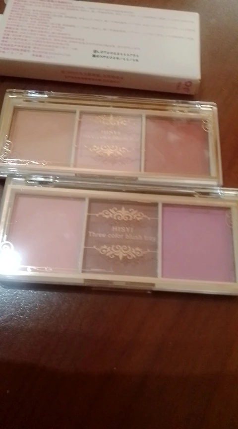 HISYI three-color blush natural color rendering delicate non-flying powder matte rouge holding makeup clear vitality girl blush photo review