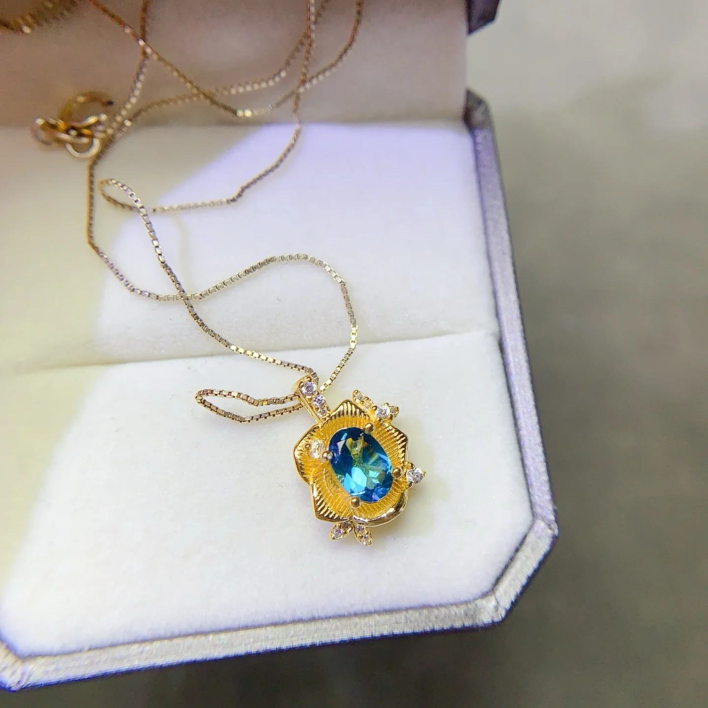 KJJEAXCMY Boutique Jewelry Girl Blue Topaz Pendant Necklace 925 Pure Silver Plated Gold Gift for Girlfriend's Wedding Birthday