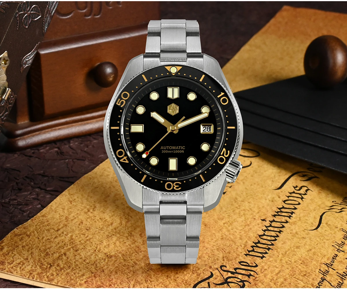 San Martin Update version 44mm Men Diver Watch Vintage MM300 Gilt Dial Sport NH35 Automatic Mechanical Sapphire Waterproof 300M C3 Lume SN0087
