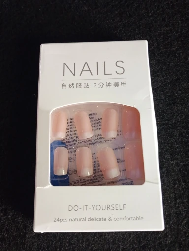 24 pieces of new French-style press-on nails (fashionable fake nail stickers), paired with 1 piece of jelly glue and 1 nail file photo review