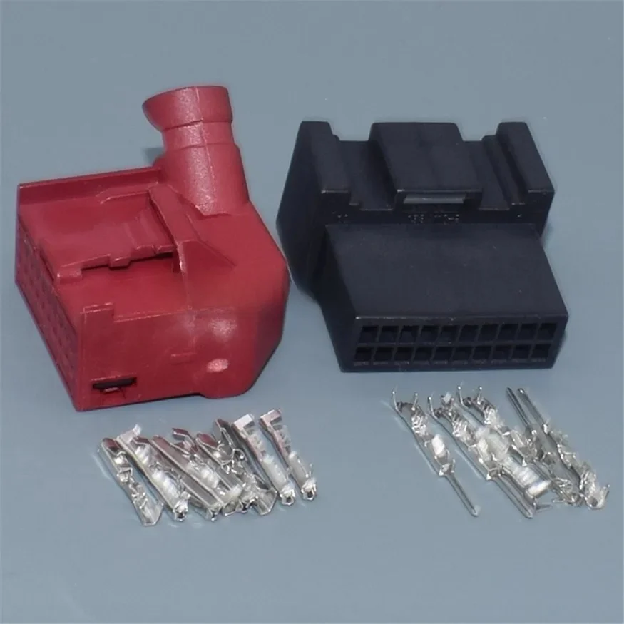 Shhworldsea 1 Ensembles 20 Broches 8E0972420 1534095-1 1534102-1 Voiture Passerelle CANBus De Prise De Fil De Câble Automatique Prise 8E0 972 420 Pour VW