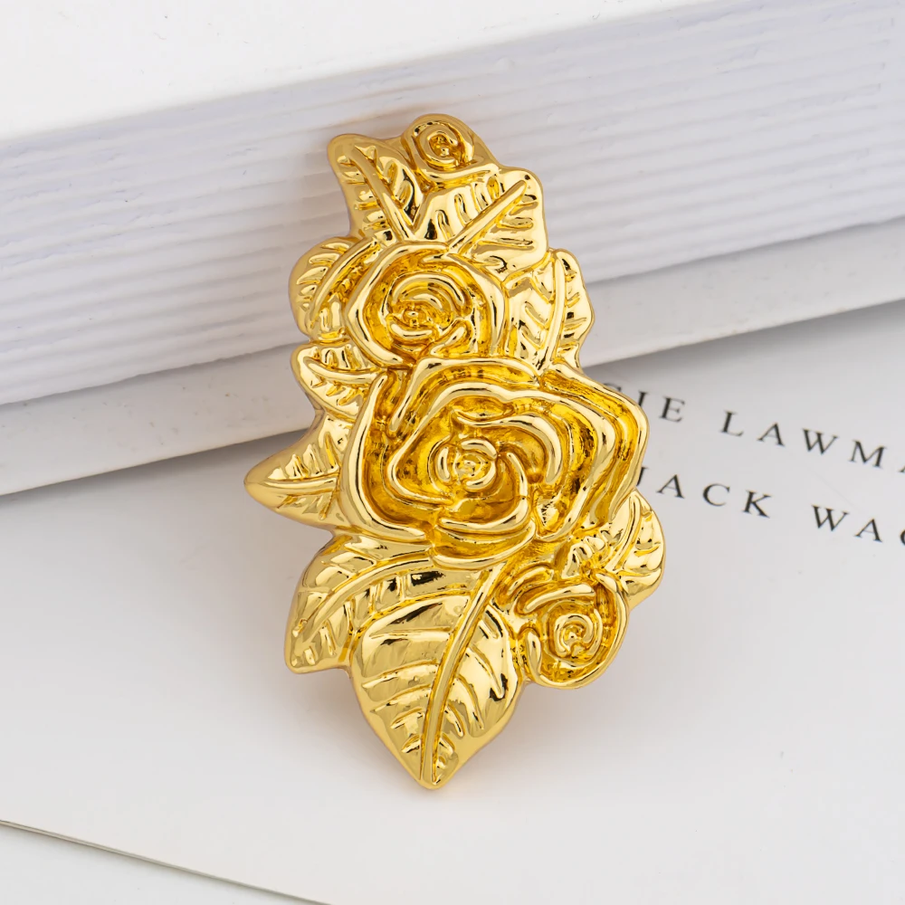 Überzogener Armreif und Ring-Set, modisches romantisches Rosendesign, hohles Armband, farbiges Schmuckzubehör für Hochzeiten – Detail 12