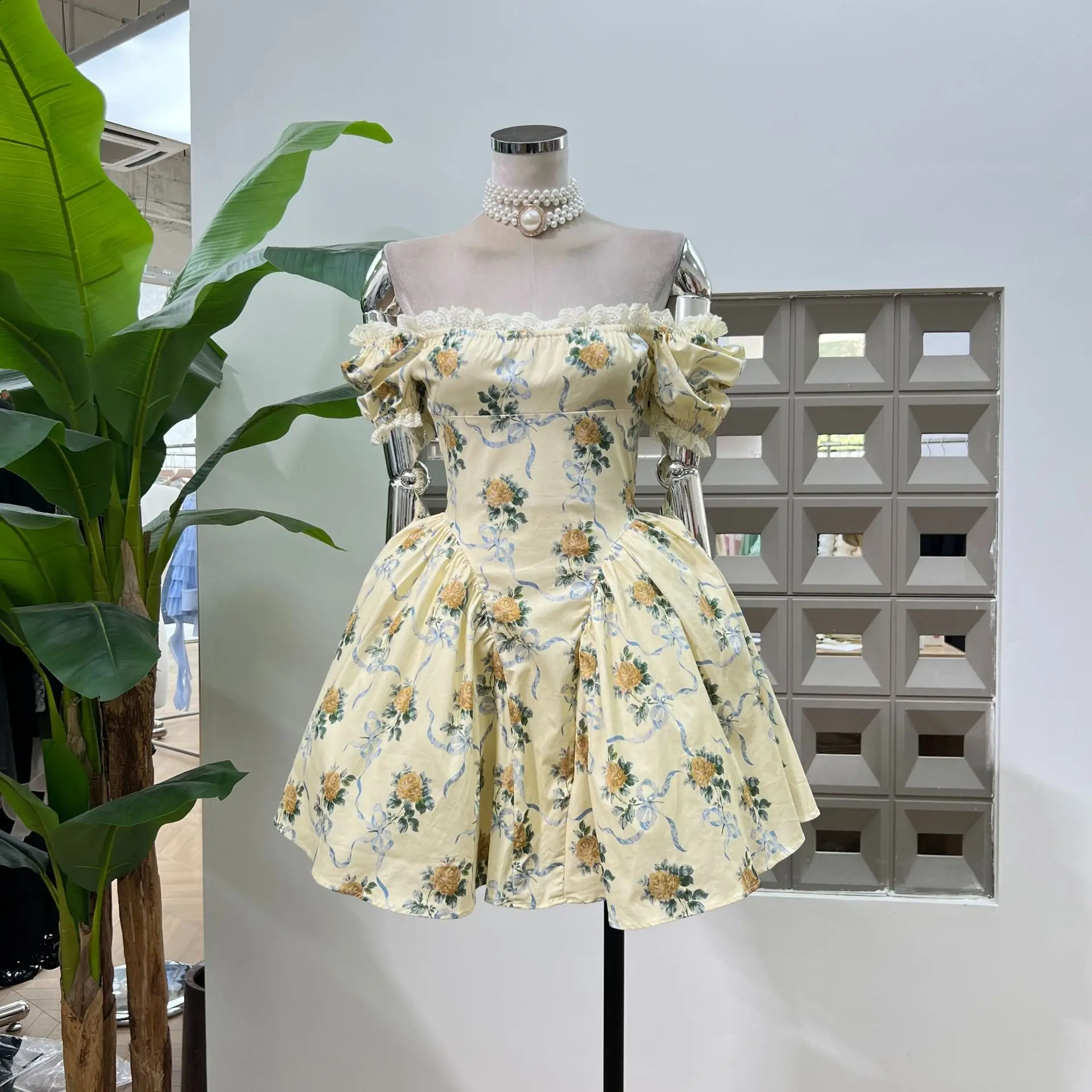 

Summer 2025 New Hot Floral Print Lace Dresses Women's Elegant Bodycon High Waist Round Neck Short Sleeve Party Club Evening Gown