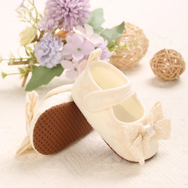 

Apricot Colored Cute 0-18M Baby Girl Princess Bow Flat Shoes Baby Walking Shoes Soft Rubber Sole Anti Slip Princess Shoes