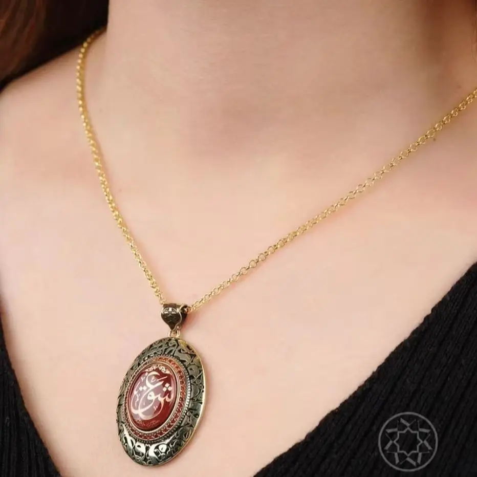 Customizable Red Amber Carved Women's Necklace with Micro Stone Detail