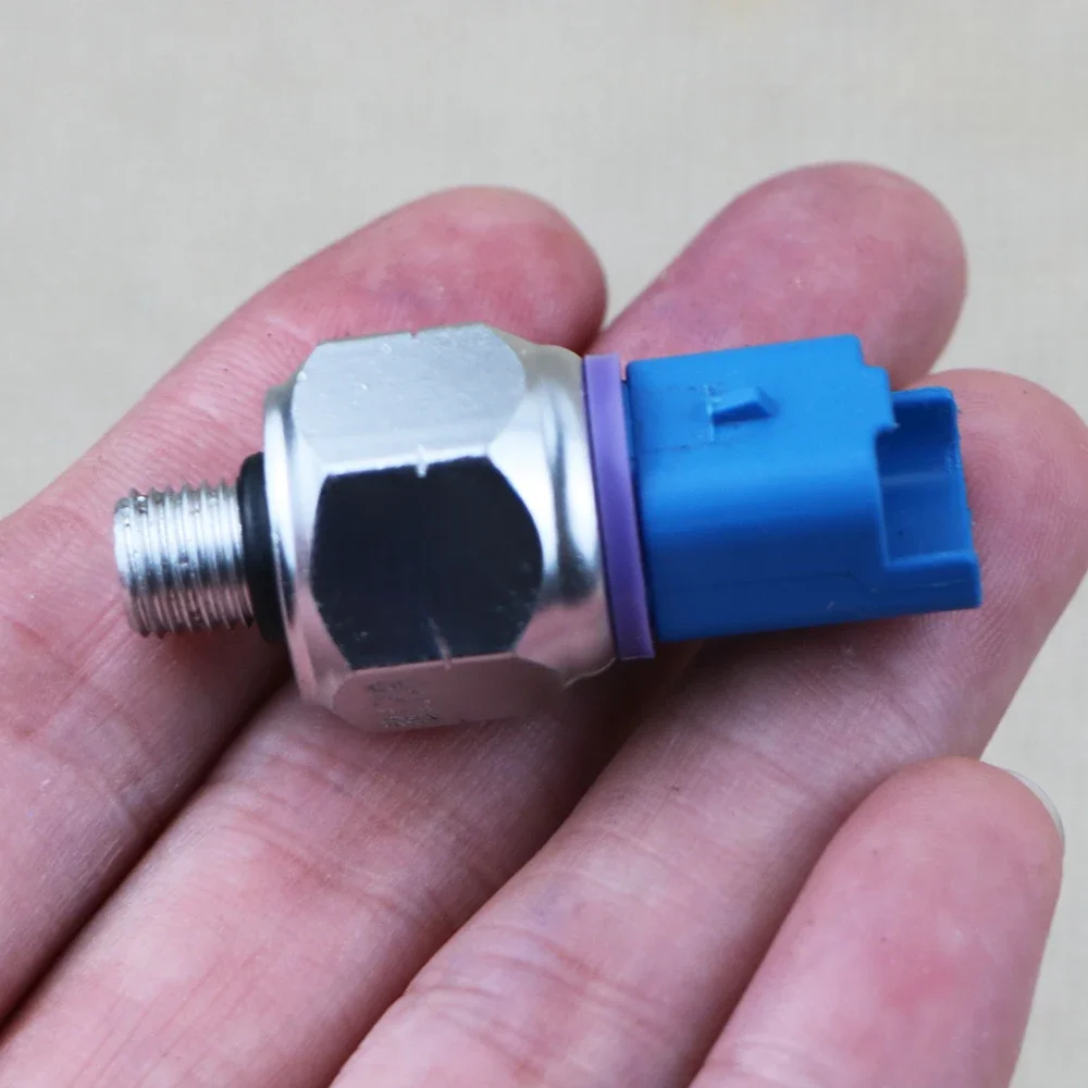 31360621 For VOLVO S80 S60 V70 V60 XC60 Booster pump tubing pressure sensor steering wheel  31360621