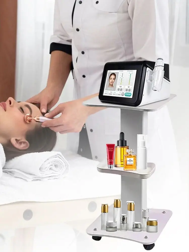 Wózek Salonowy na Kółkach do Salonu Kosmetycznego, Pojemność 40 kg, Stojak na Sprzęt Spa, 3-Poziomowy Stół Salonowy, Drewniana Półka, Obrotowy o 360° ° Ciche koła — 2