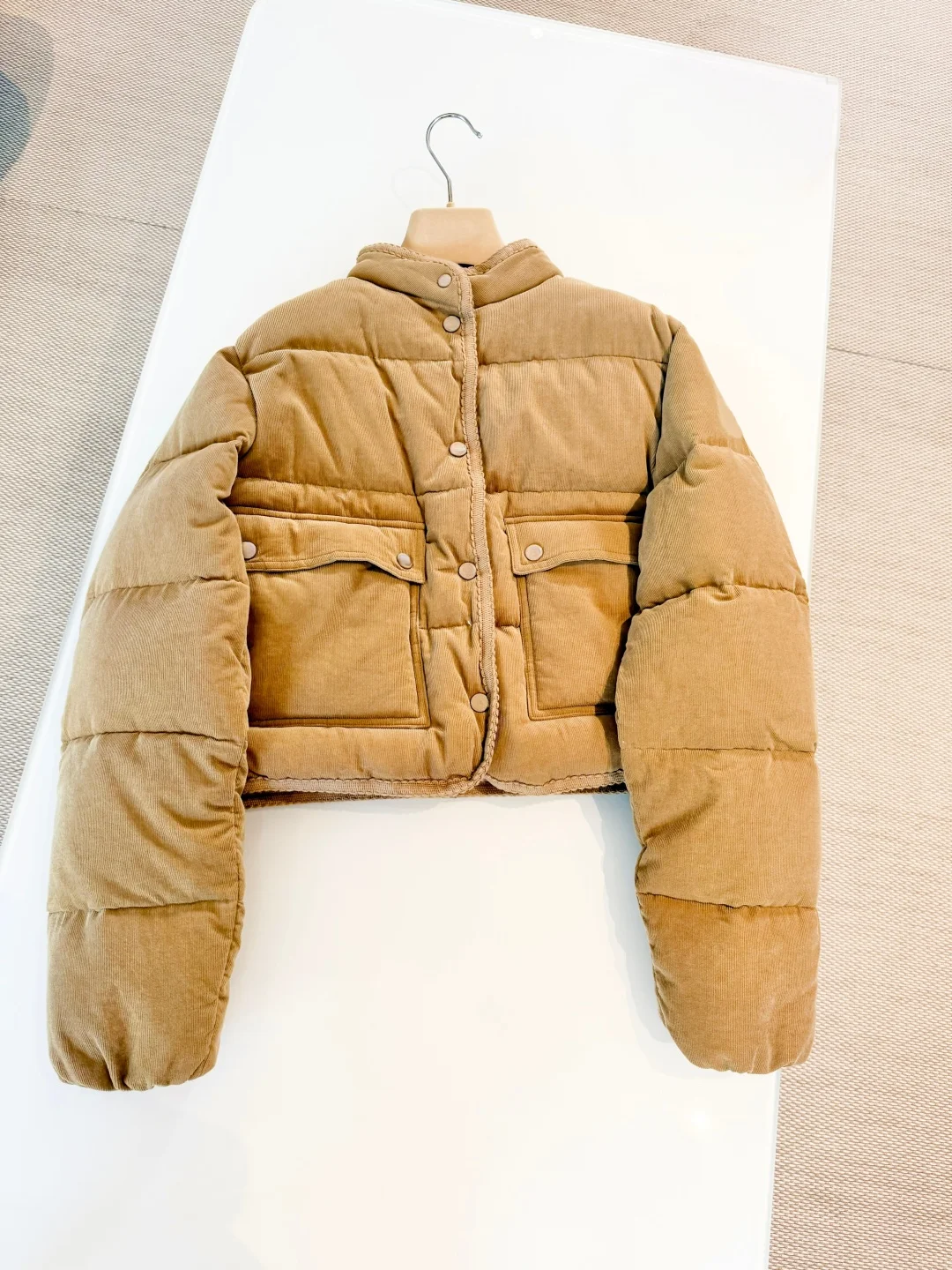 Golden brown short corduroy down jacket, women's winter puffer coat, vintage warm jacket, high waist fashion, casual streetwear,