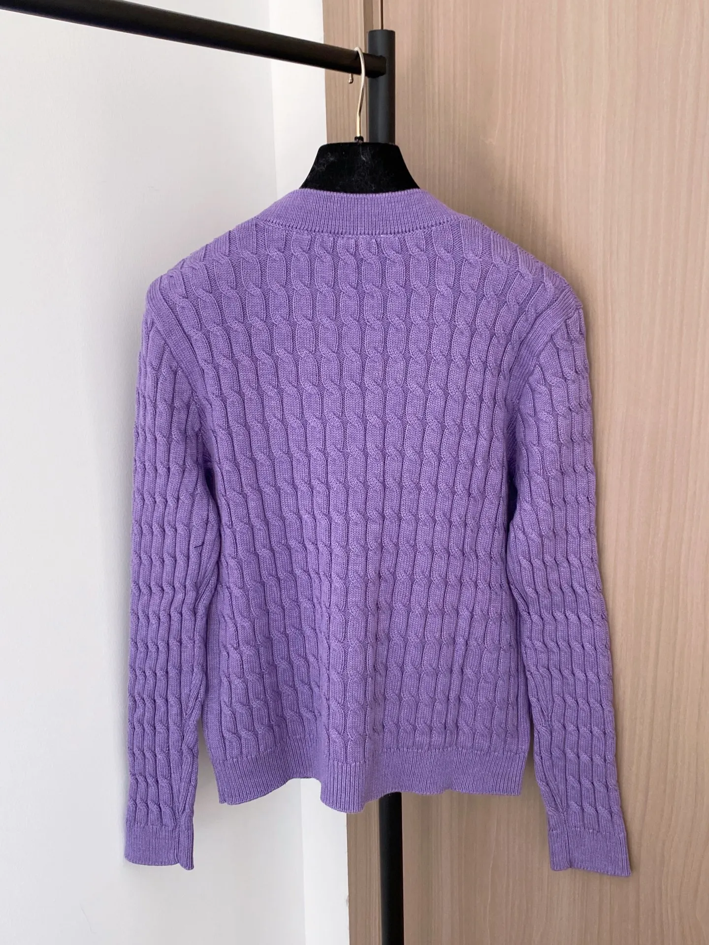 

Women's new V-neck casual, fashionable, loose, comfortable and versatile cardigan sweater