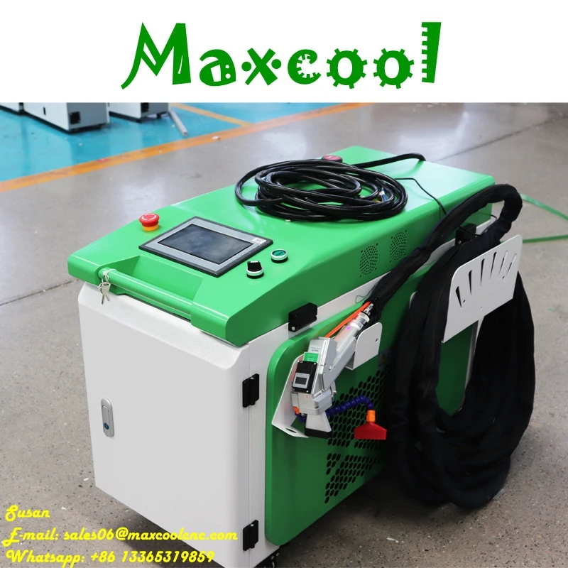 

New 2000W Raycus Laser Cleaning Machine For Rust Oil Grease Dust Oxidized Surface Cleaning Removal Car Chassis Paint