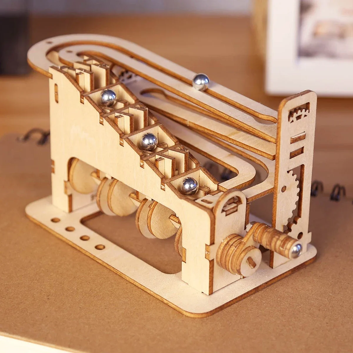 Puzzles de madeira para adultos e adolescentes, 3D Spiral Marble Run Kits de construção modelo DIY,