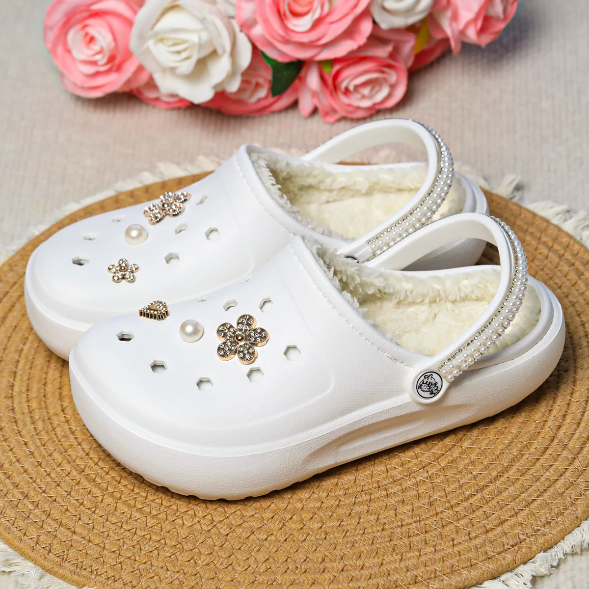 Comfy Indoor EVA Slippers with Plush Lining – Keep Your Feet Warm All Winter