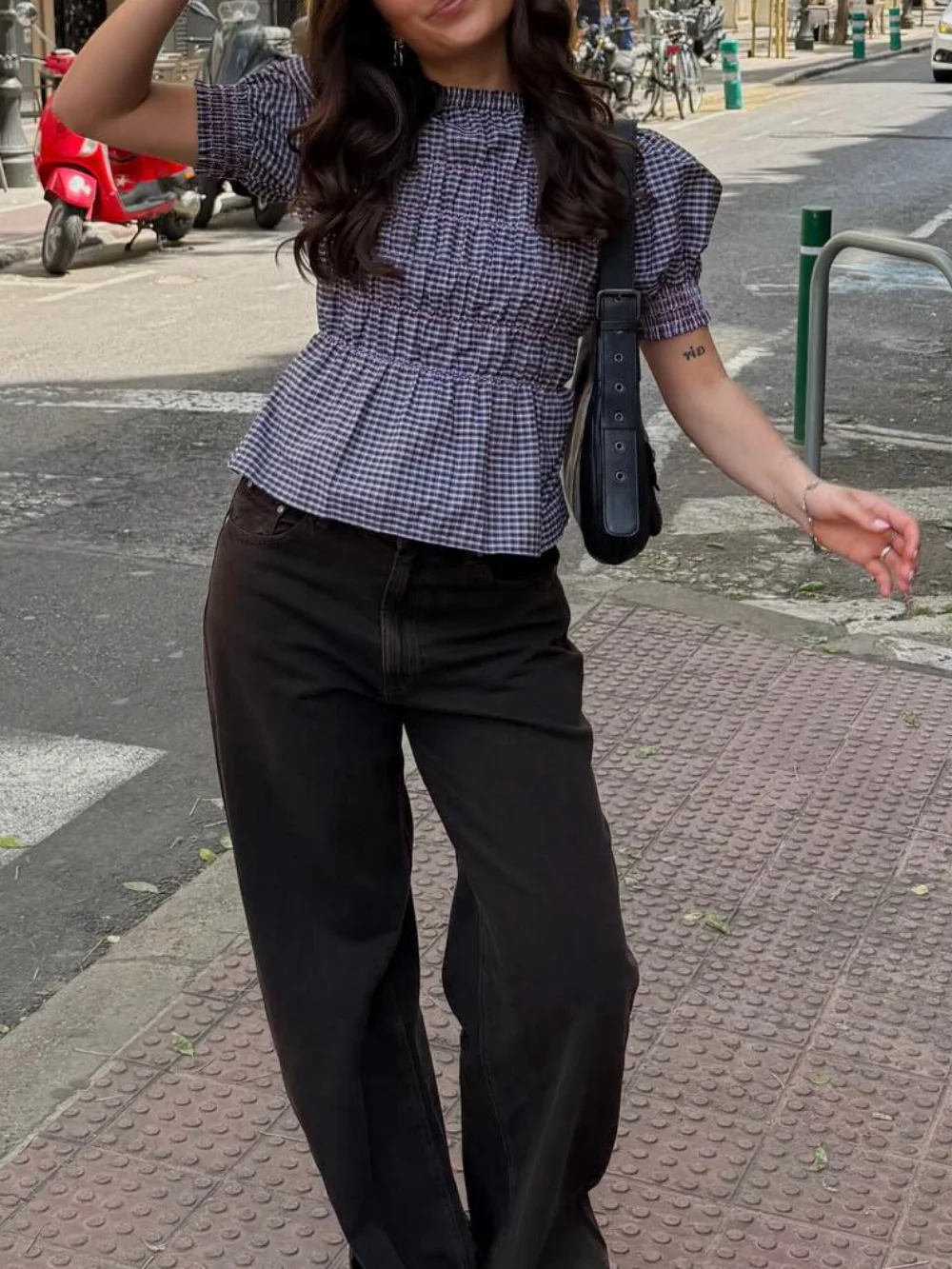 Women Sweet Plaid Top Casual Loose Smocked Checked Shirts Fashion O Neck Puff Sleeve Blouse Elegant Ruched Holiday Outfits