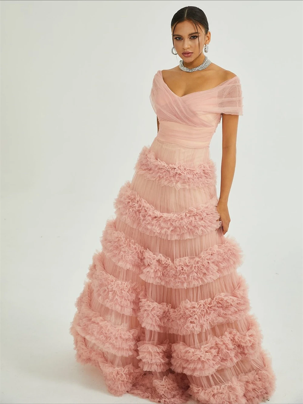 Sansa personalizado Rosa volantes escalonados A-line fuera del hombro vestido De graduación sin mangas Vestidos De Noche hasta el suelo Noche Formal