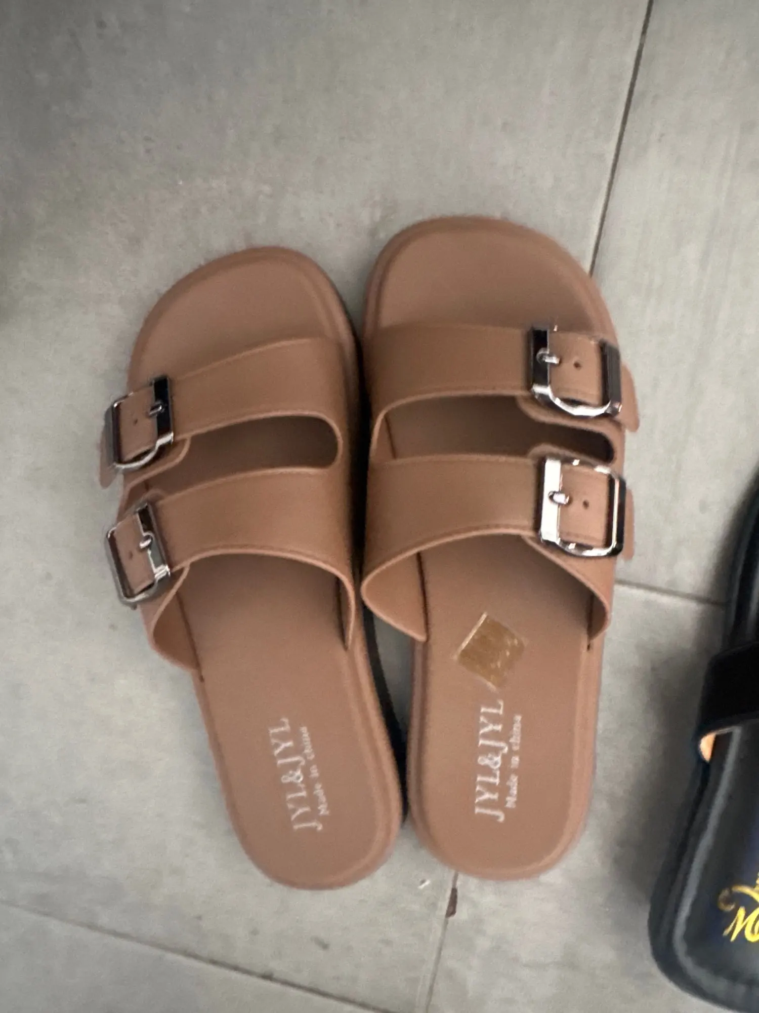 Review image 1