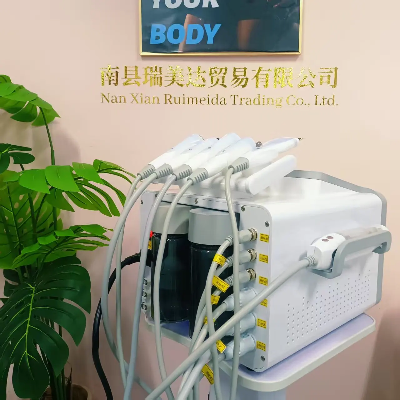 Hydro Dermabrasion, Ultrasonic Clean, Skin Tightening, Non-Invasive Hydration, Anti-Aging