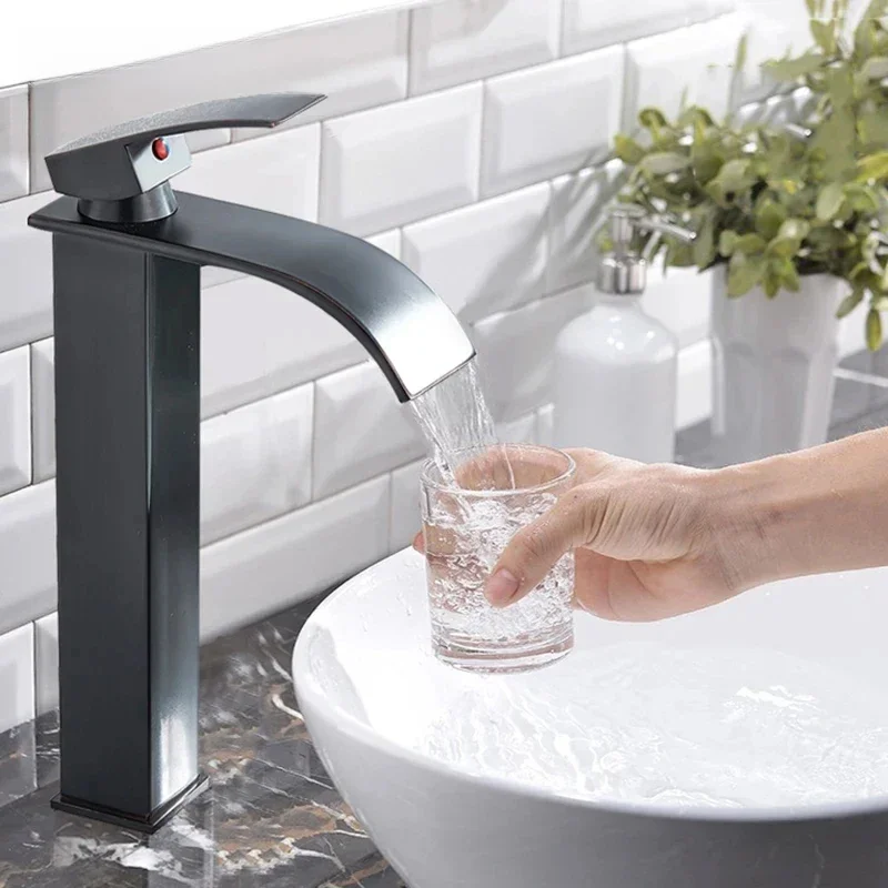 Waterval Badkamer Wastafel Kraan Boven Aanrecht Wastafel Badrandcombinaties Koud Warm Water Mengkraan Enkelgreeps Kraan met één gat - afbeelding 2