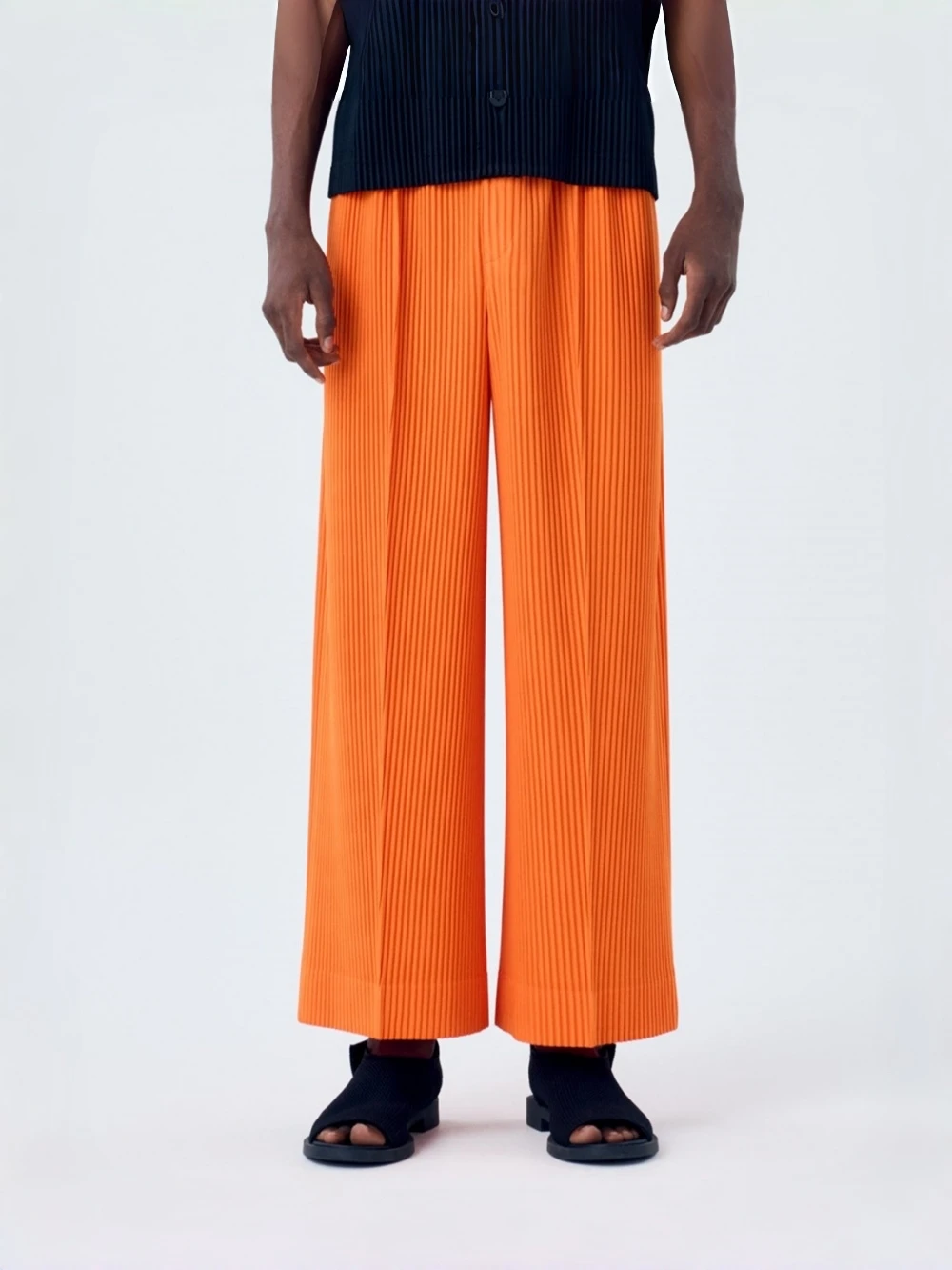 Miyake Pleated Wide Leg Pants Men Elastic Waist Straight Trousers With Side Pockets Wrinkle Resistant Japanese Minimalist