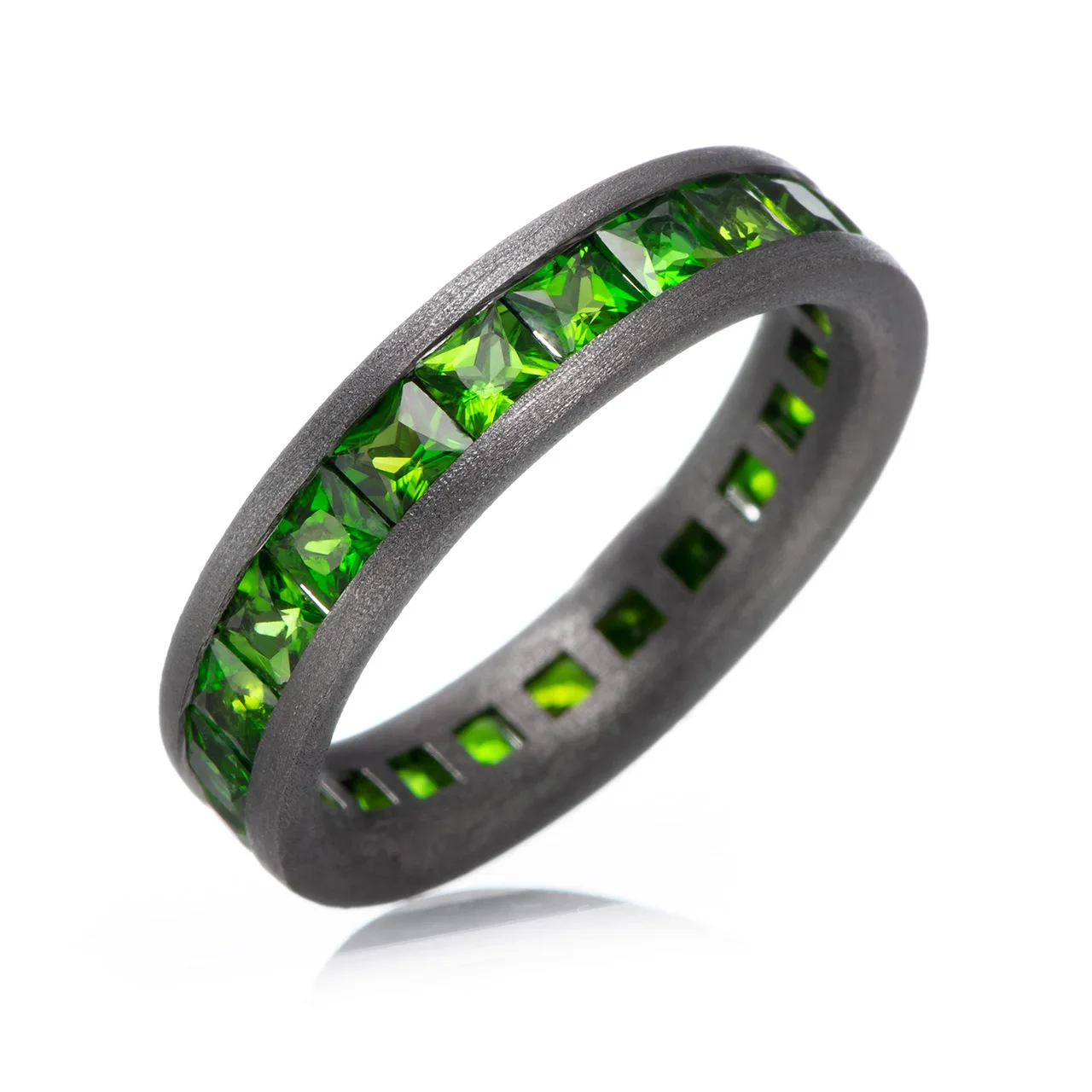 

Chrome diopside Black-Rhodium Over Sterling Silver Ring